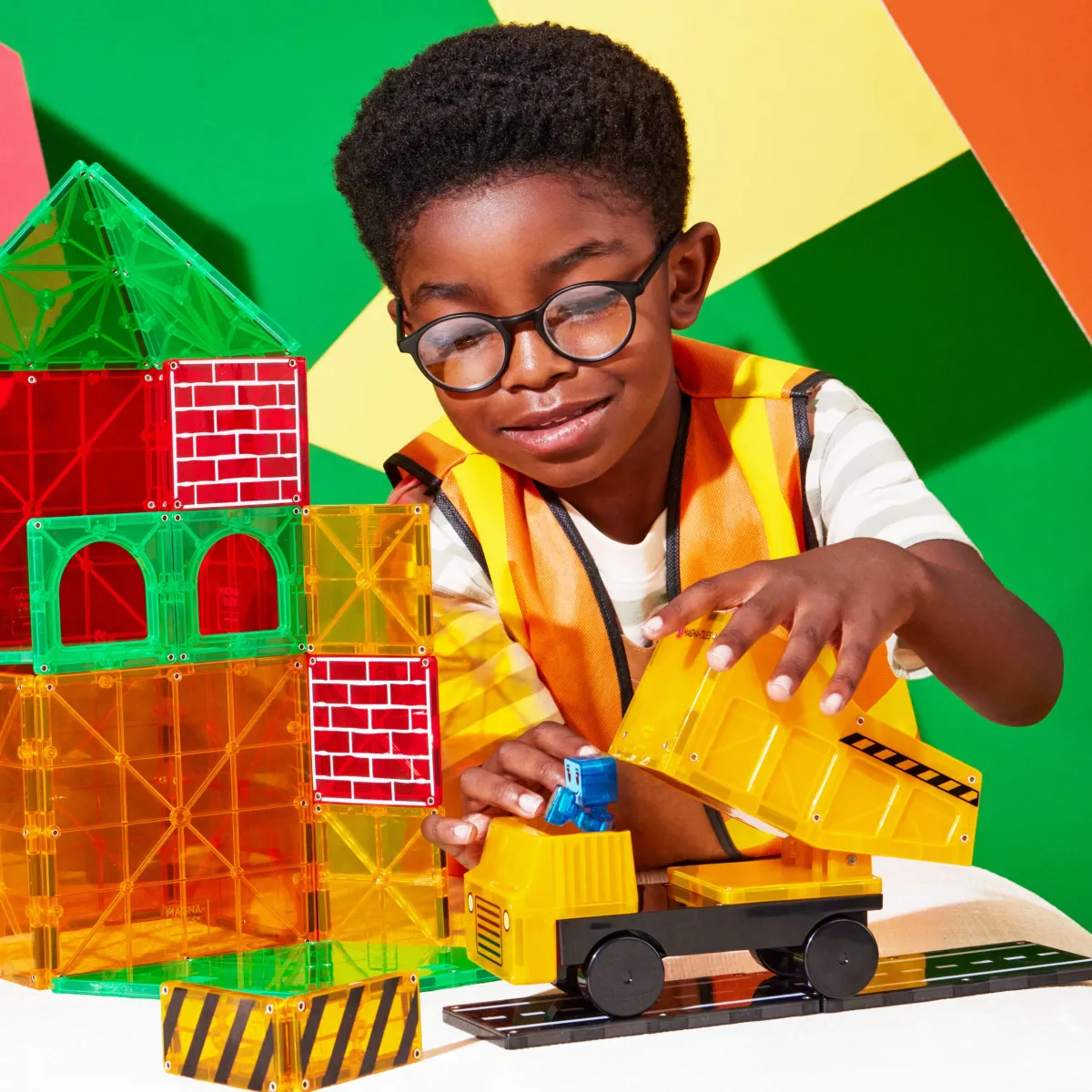 builder_xl_met__micromags_2.webp Magna-Tiles Ruimtelijk Inzicht | Motoriek*Builder xl met 6 micromags 50-delig