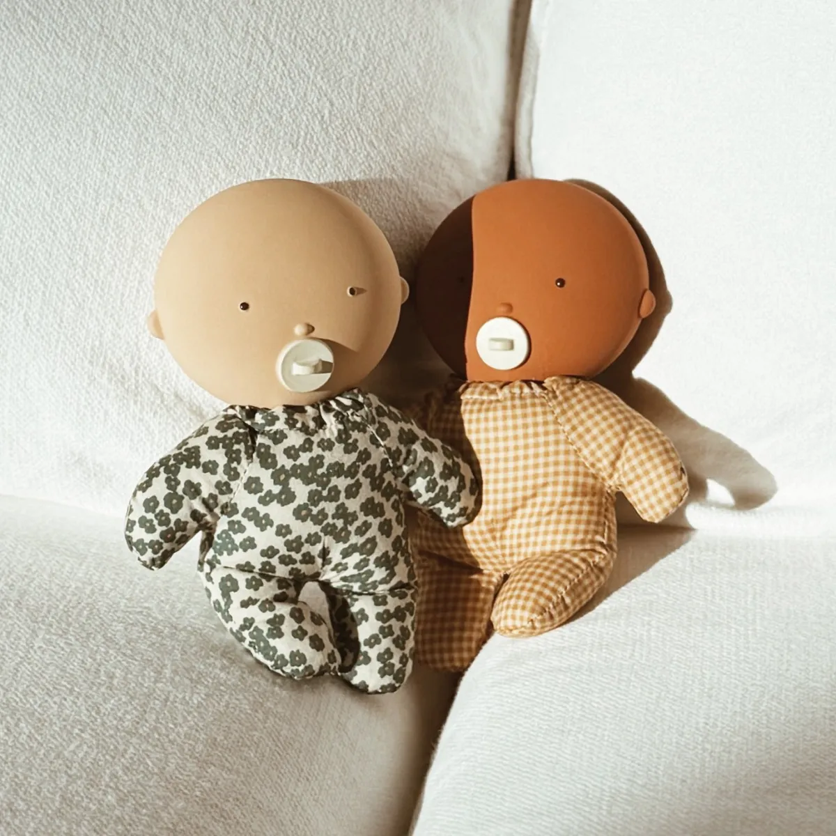 gommu_mini_baby_soft__alm_2.webp We Are Gommu Emoties & Sociaal Gedrag | Creativiteit & Fantasie*Gommu mini baby soft - almond