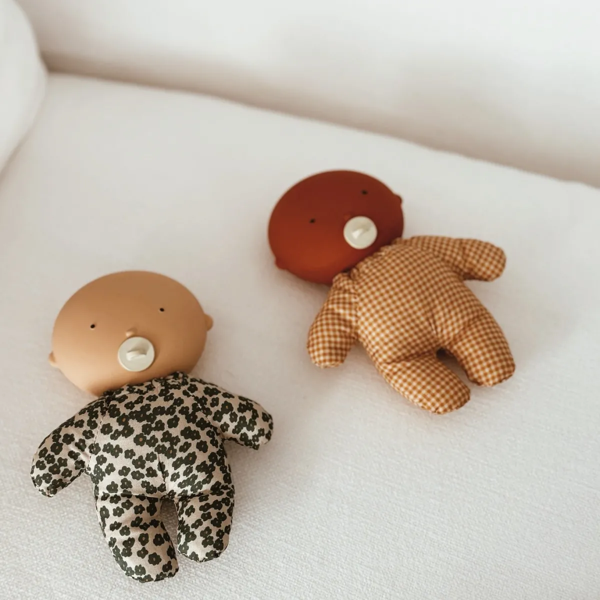 gommu_mini_baby_soft__alm_3.webp We Are Gommu Emoties & Sociaal Gedrag | Creativiteit & Fantasie*Gommu mini baby soft - almond