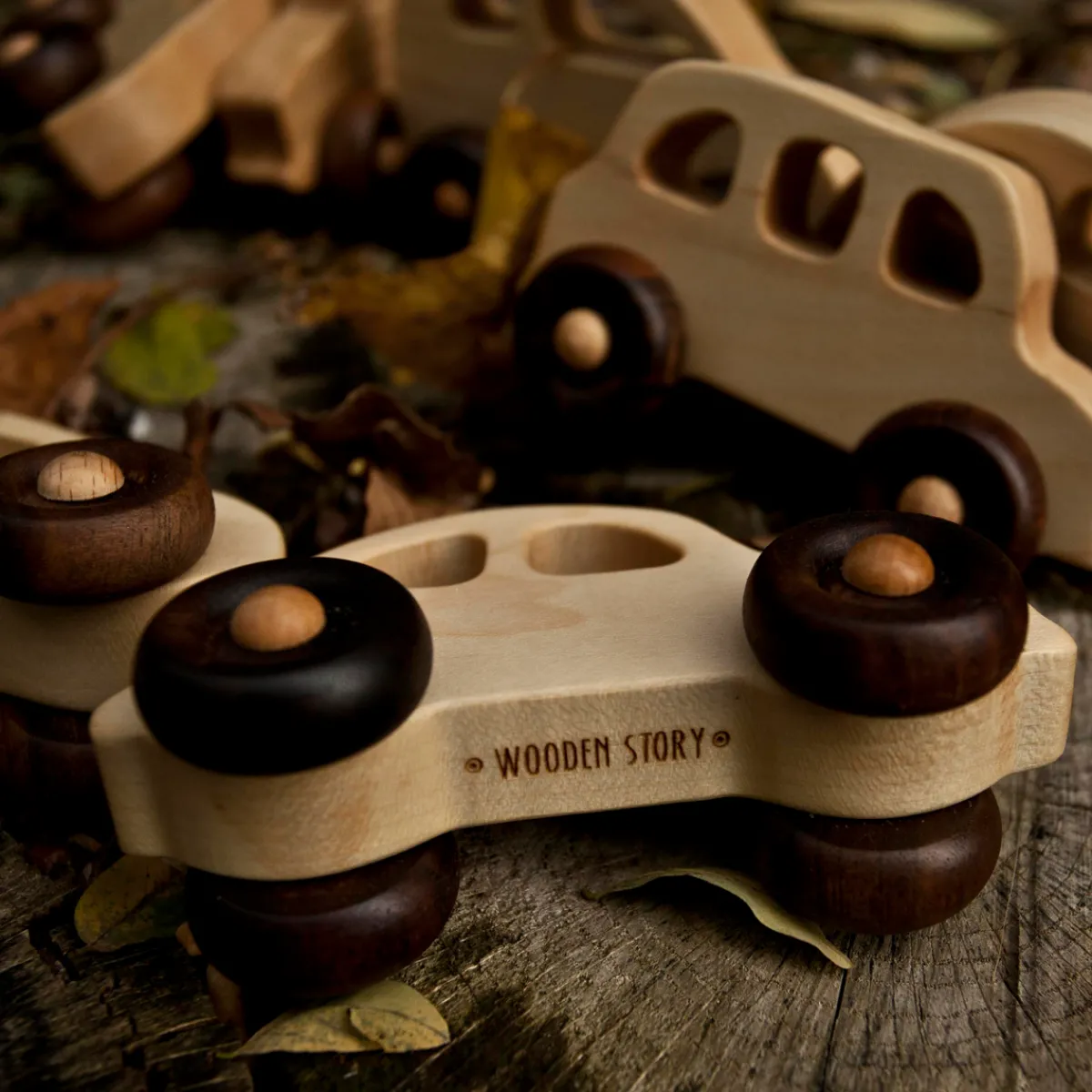 houten_auto__s_4.webp Wooden Story Motoriek | 3 Tot 4 Jaar*Houten auto - '30s