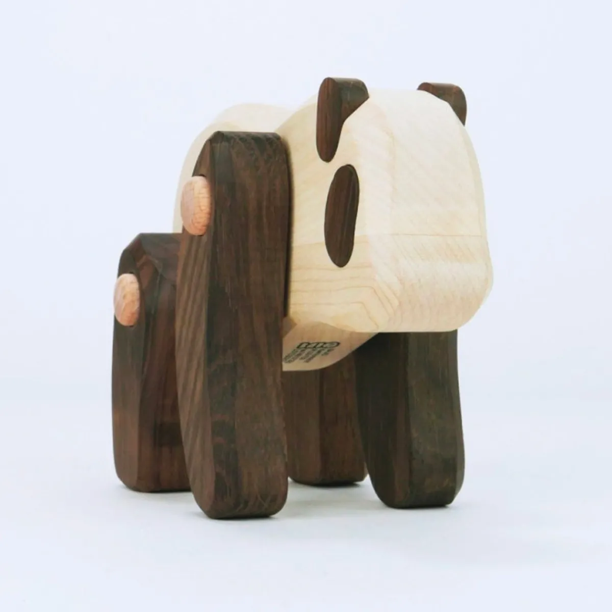 Bajo Milieubewustzijn | Emoties & Sociaal Gedrag*Houten panda