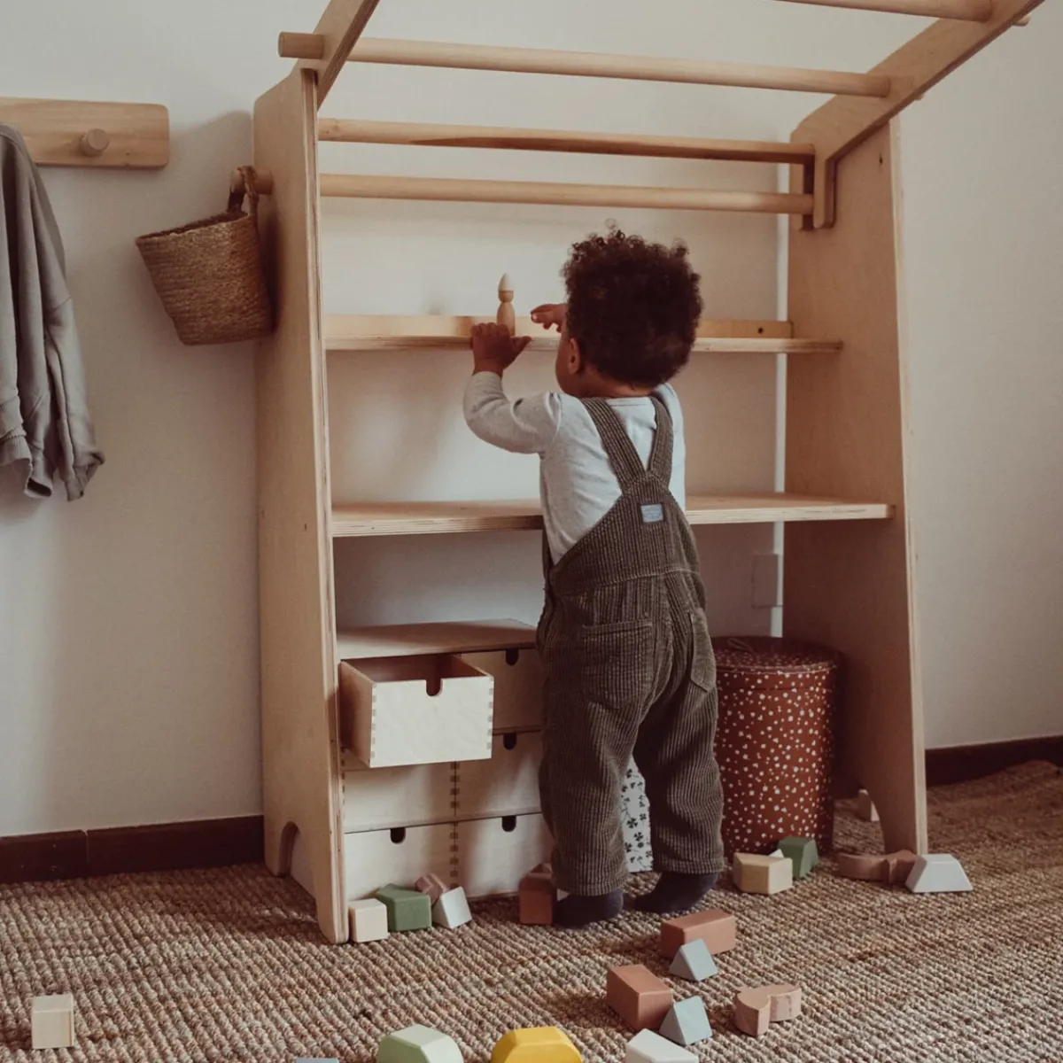 Madoti Emoties & Sociaal Gedrag | Creativiteit & Fantasie*Houten playstand