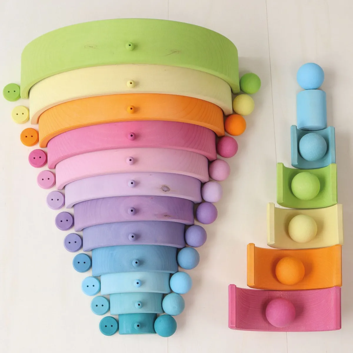kleine_houten_ballen__pas_3.webp Grimm's Motoriek | Creativiteit & Fantasie*Kleine houten Ballen - Pastel