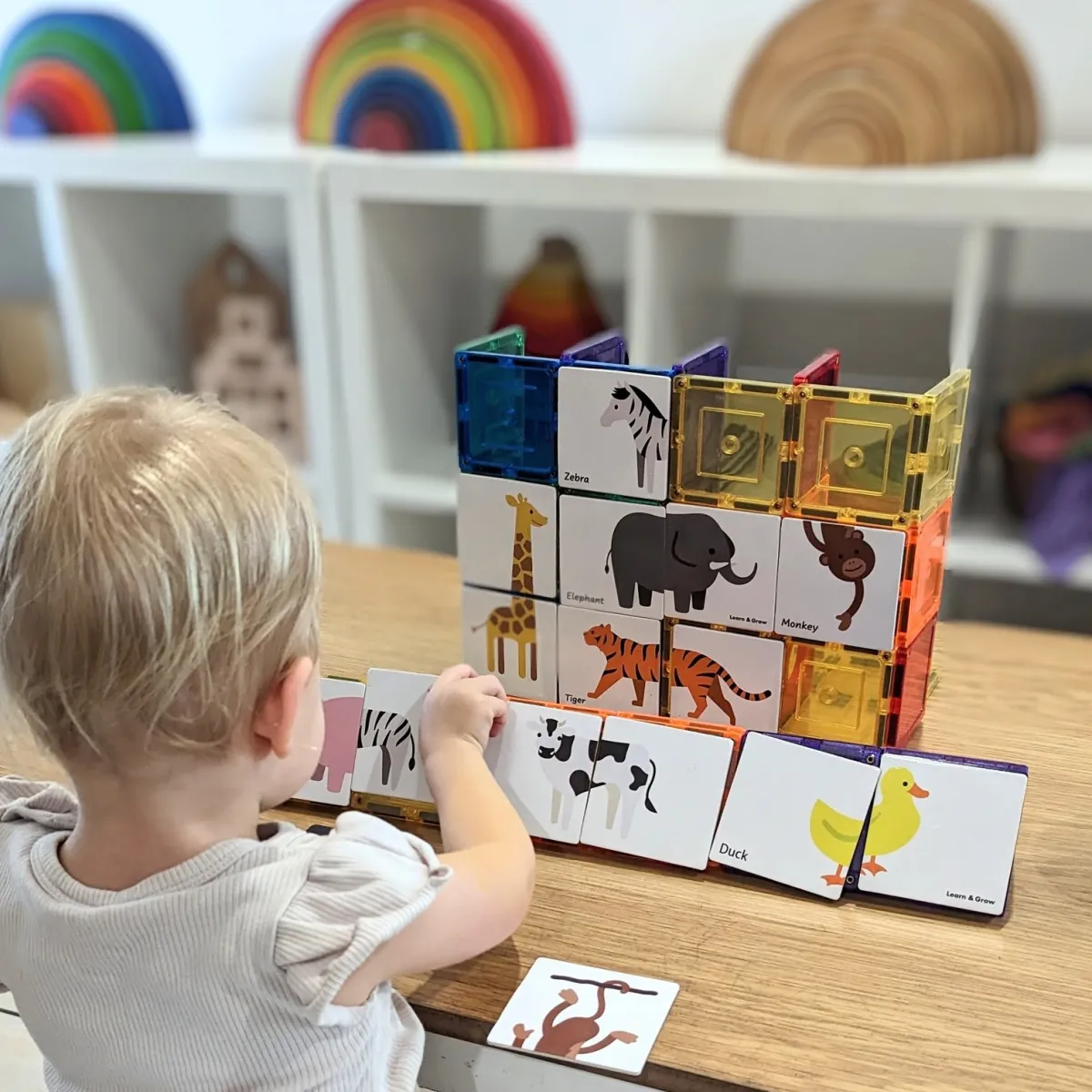 magnetische_tegel_toppers_7-1.webp Learn and grow toys Ruimtelijk Inzicht | Motoriek*Magnetische tegel toppers - dieren duo puzzel