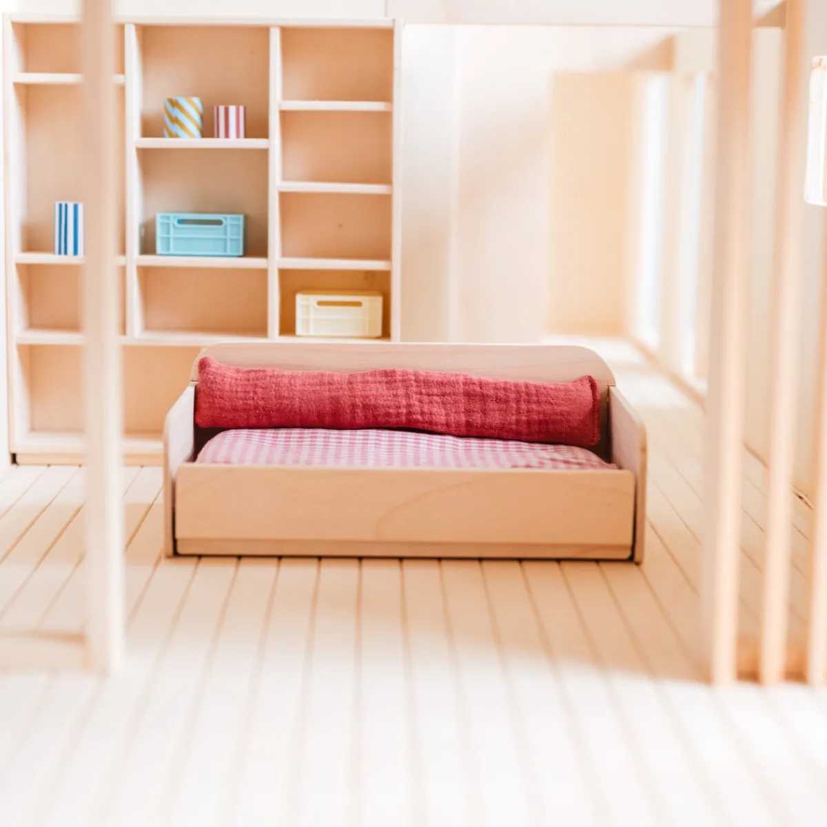 poppenhuis__meubel__sofa_2.webp Het houten huis Emoties & Sociaal Gedrag | 5 Jaar*Poppenhuis - meubel - sofa