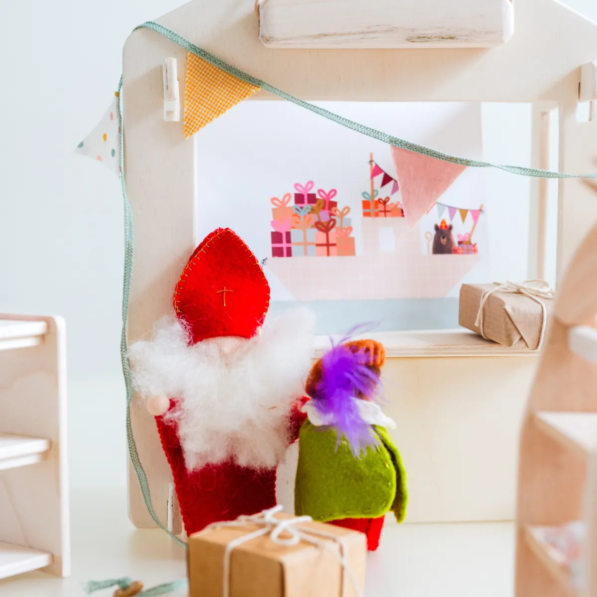 poppenhuis__meubel__winke_7.webp Het houten huis Emoties & Sociaal Gedrag | 5 Jaar*Poppenhuis - meubel - winkelkraam / poppenkast