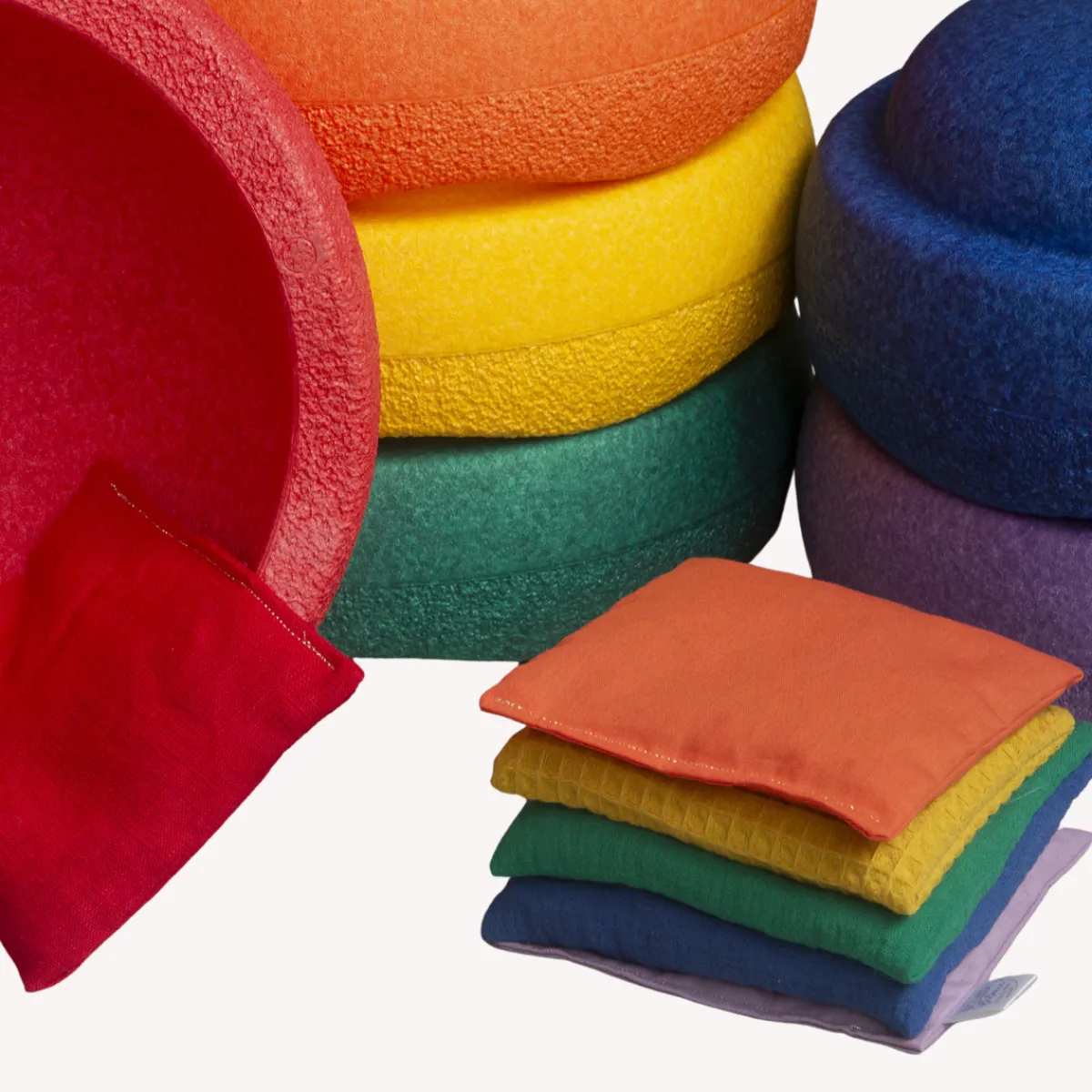 sensorische_pittenzakjes__3-1.webp Little Botanic Label Zintuigen | Motoriek*Sensorische pittenzakjes - regenboog