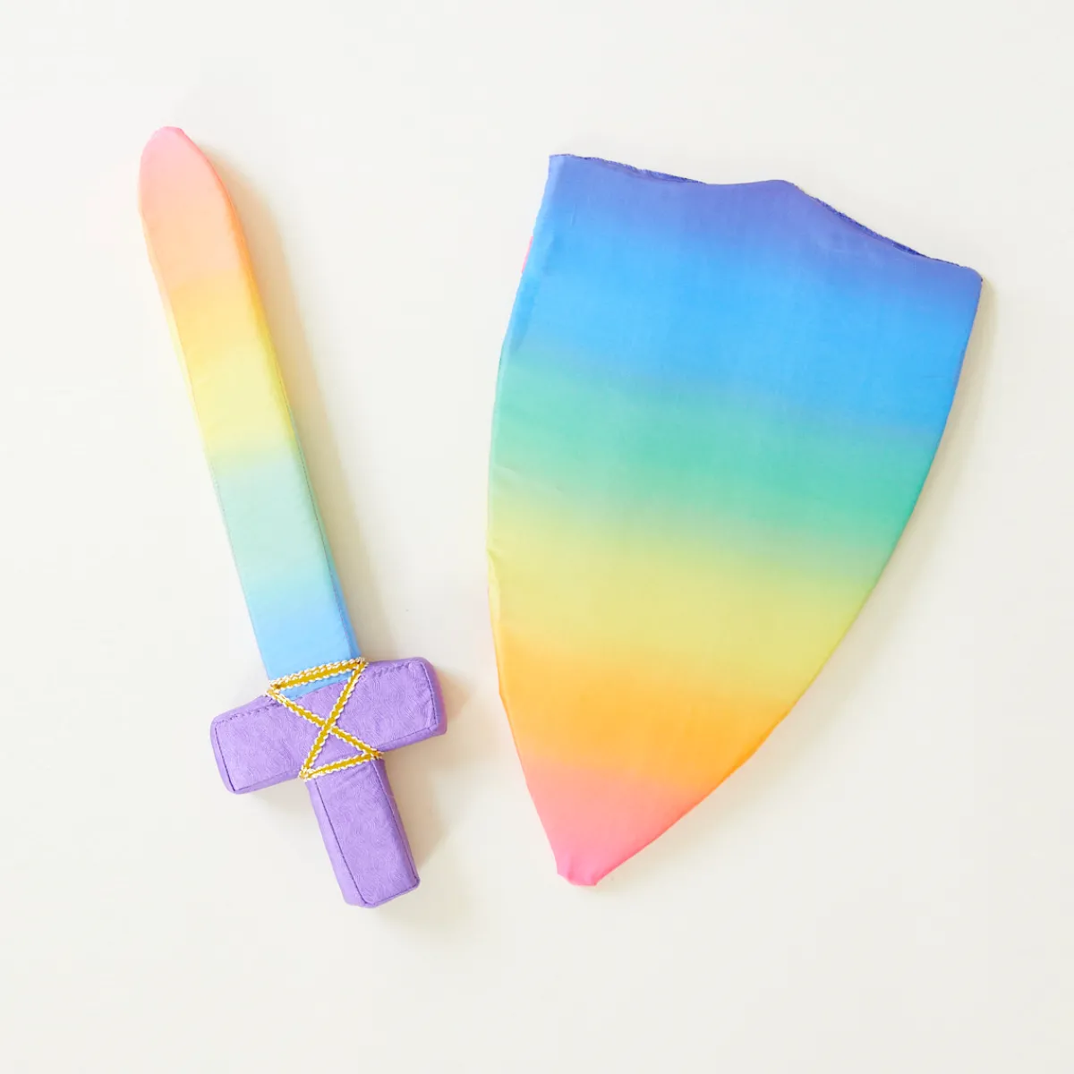 zacht_schild__regenboog_7.webp Sarah's Silks Emoties & Sociaal Gedrag | Creativiteit & Fantasie*Zacht schild - regenboog