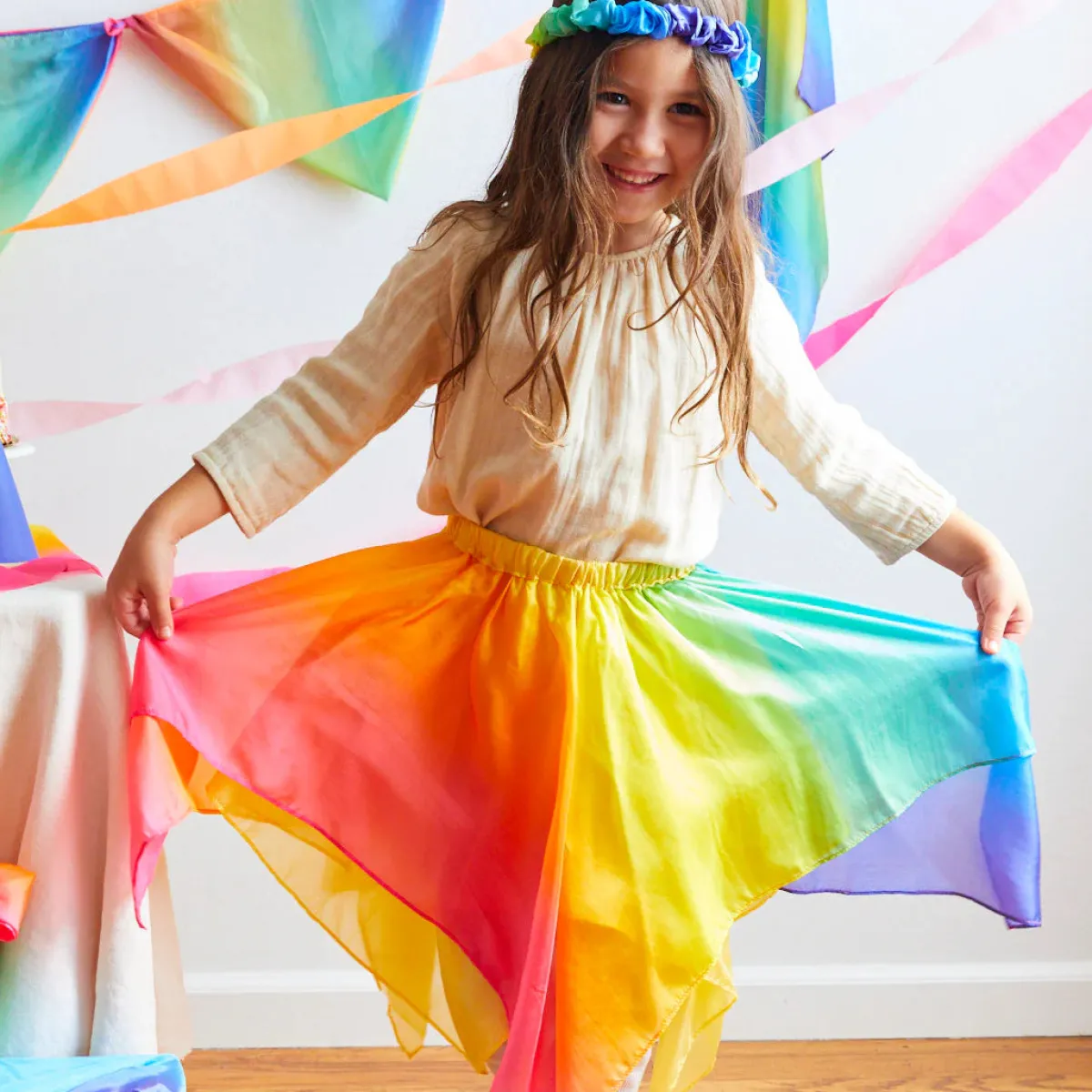 Sarah's Silks Emoties & Sociaal Gedrag | Creativiteit & Fantasie*Zijden Sprookjesrok - regenboog